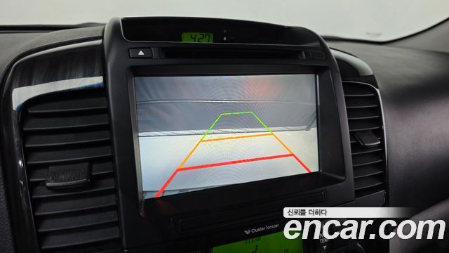 Kia Canival 2014 — photo 14