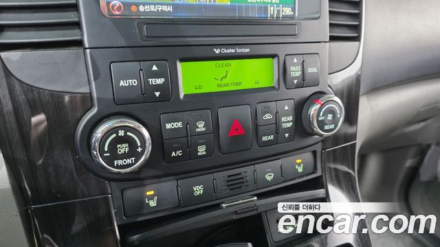 Kia Canival 2014 — photo 15