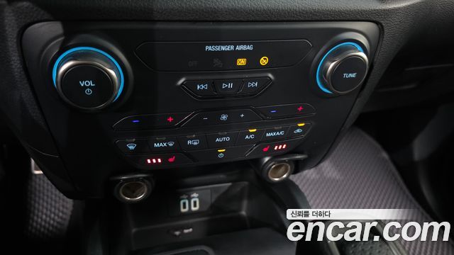Ford Ranger 2022 — photo 24