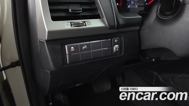 KG Mobility Rexton 2019 — photo 26