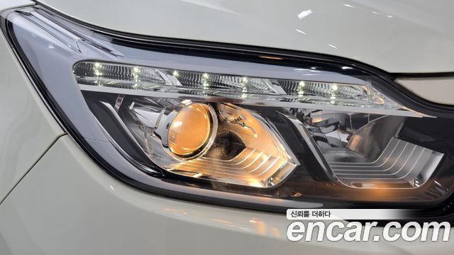 KG Mobility Rexton 2019 — photo 8