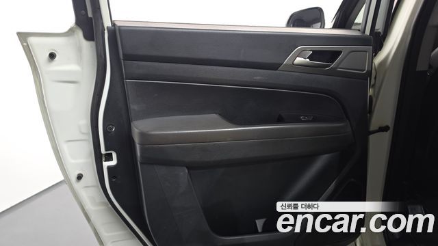 KG Mobility Rexton 2019 — photo 15