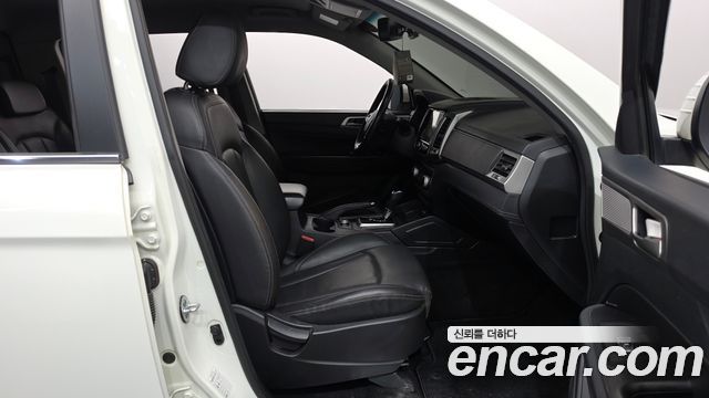 KG Mobility Rexton 2019 — photo 16