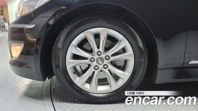 Hyundai Genesis 2012 — photo 5