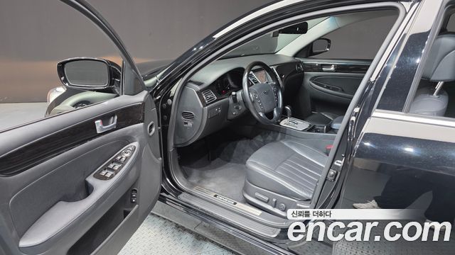 Hyundai Genesis 2012 — photo 10