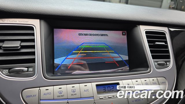Hyundai Genesis 2012 — photo 18