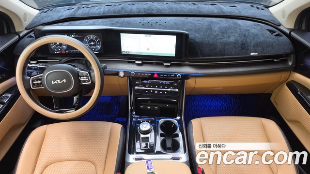 Kia Canival 2023 — photo 10