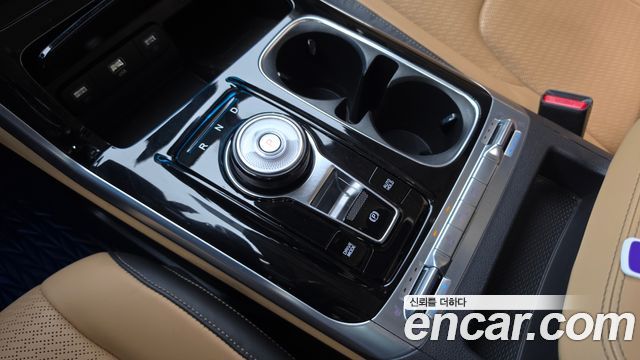 Kia Canival 2023 — photo 12