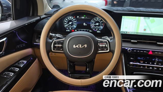 Kia Canival 2023 — photo 19