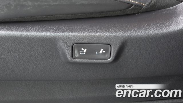 Kia Canival 2023 — photo 21