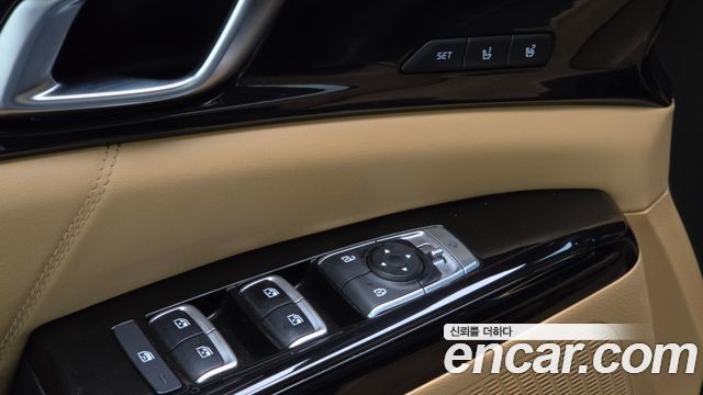 Kia Canival 2023 — photo 29