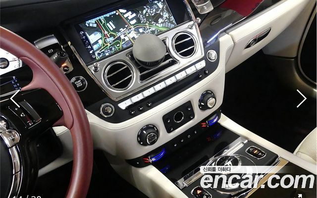 Rolls-Royce Wraith 2020 — photo 13