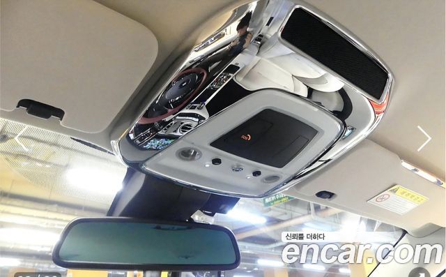 Rolls-Royce Wraith 2020 — photo 16