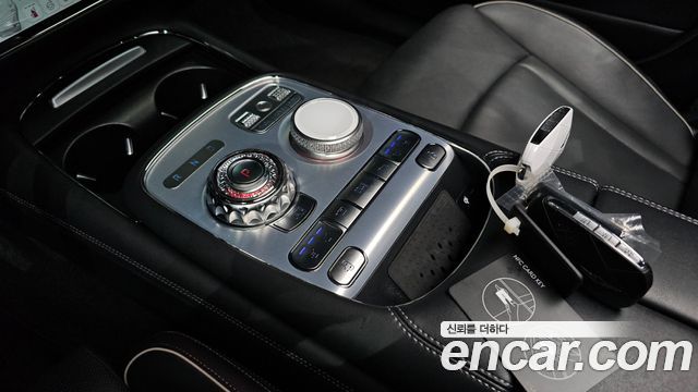 Genesis G90 2022 — photo 12