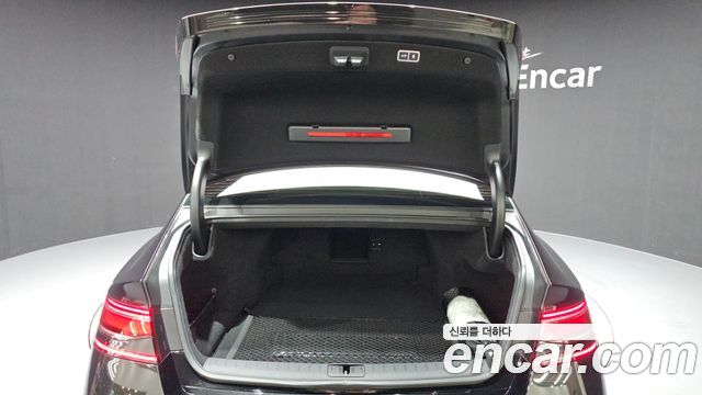 Genesis G90 2022 — photo 21