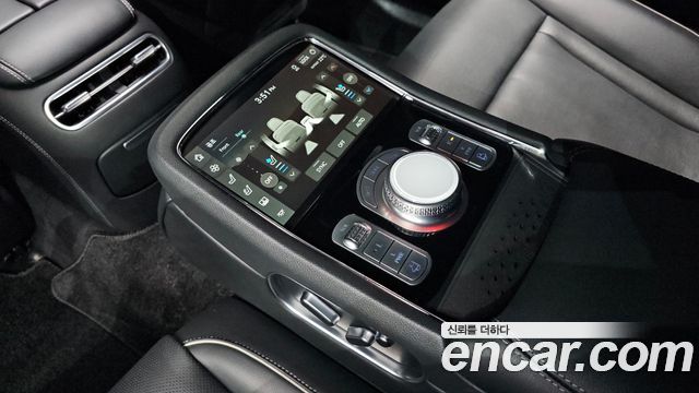 Genesis G90 2022 — photo 31