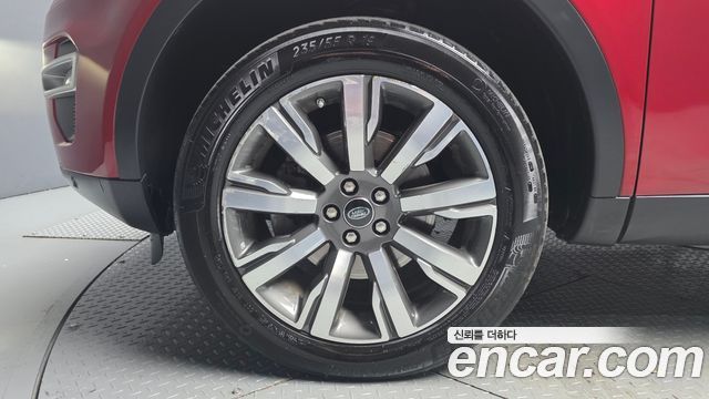 Land Rover Discovery Sport 2019 — photo 5