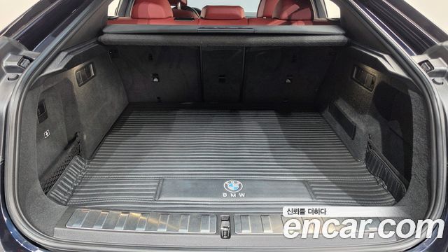 BMW X6 2021 — photo 23