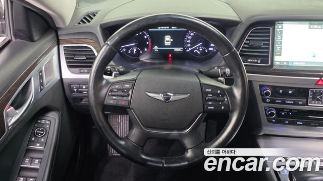 Genesis G80 2018 — photo 13
