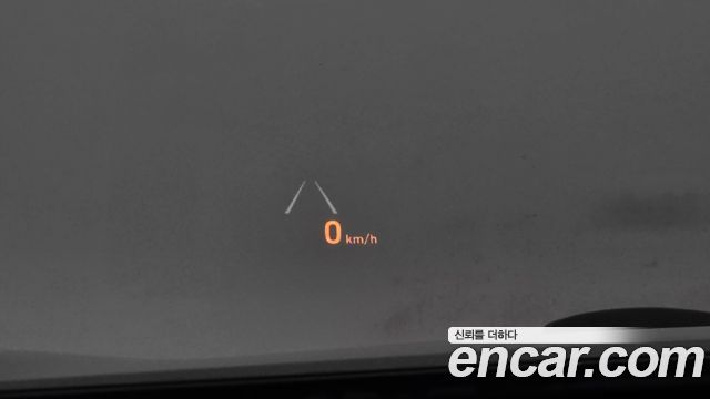 Genesis G80 2018 — photo 17
