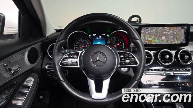 Mercedes-Benz C-Class 2020 — photo 19