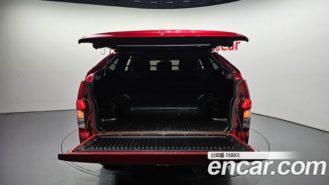 KG Mobility KORANDO 2017 — photo 23