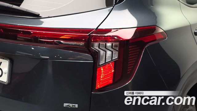 Kia Seltos 2024 — photo 9