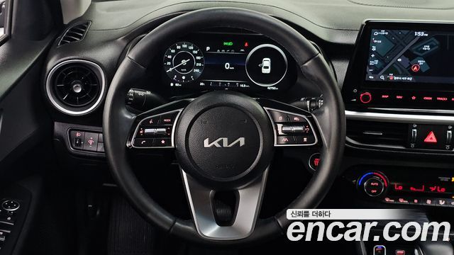 Kia K3 2022 — photo 19