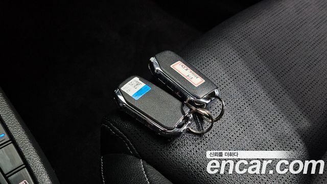 Kia K3 2022 — photo 35