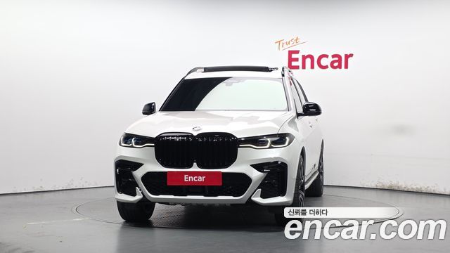 BMW X7 2021 — photo 3