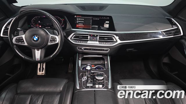 BMW X7 2021 — photo 7
