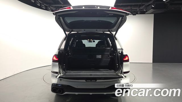 BMW X7 2021 — photo 20