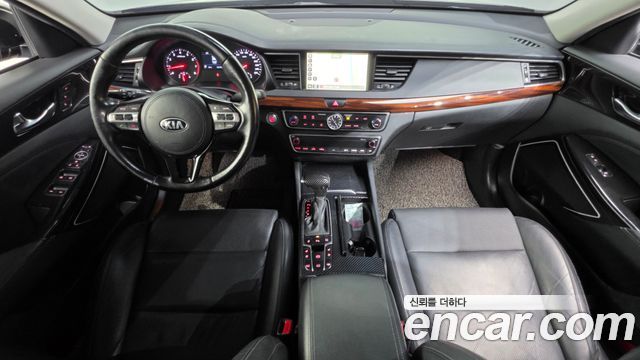 Kia K7 2016 — photo 10