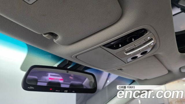 Kia K7 2016 — photo 23