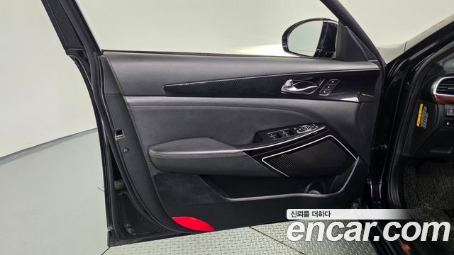 Kia K7 2016 — photo 14