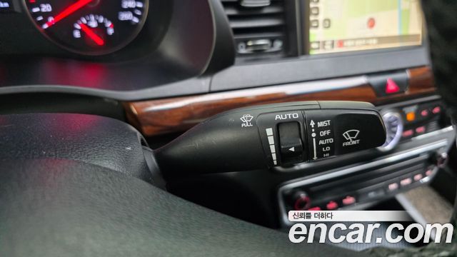 Kia K7 2016 — photo 36