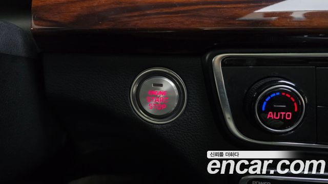 Kia K7 2016 — photo 37