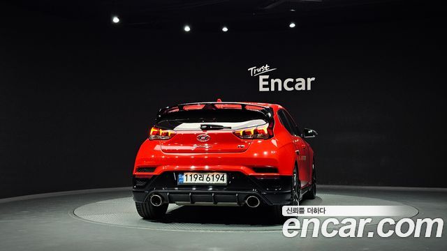 Hyundai Veloster 2023 — photo 4