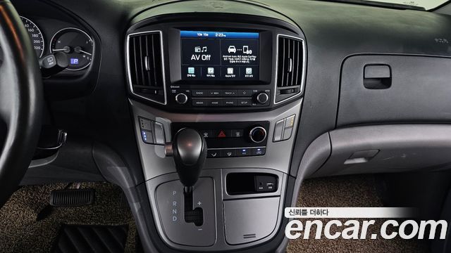 Hyundai Starex 2021 — photo 20