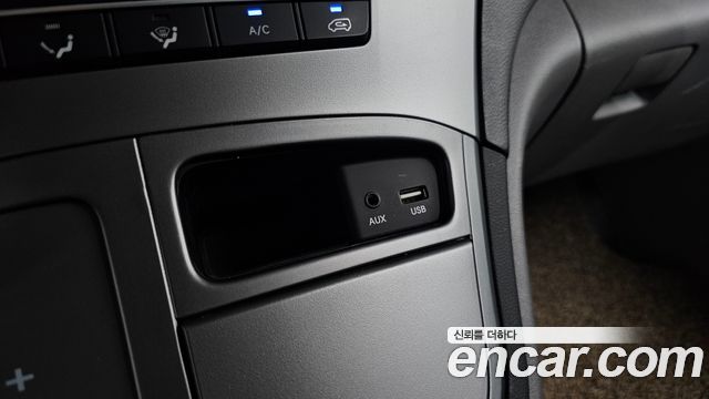 Hyundai Starex 2021 — photo 24