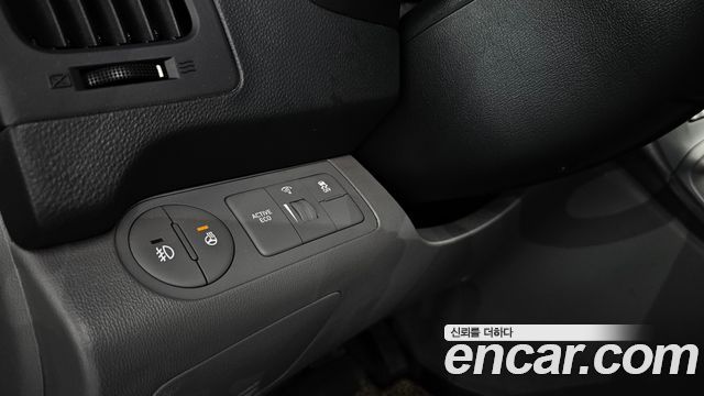 Hyundai Starex 2021 — photo 27