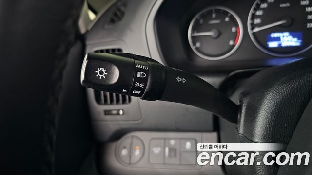 Hyundai Starex 2021 — photo 30