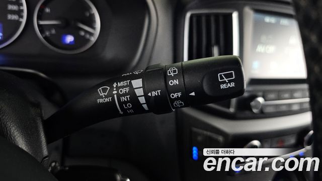 Hyundai Starex 2021 — photo 32