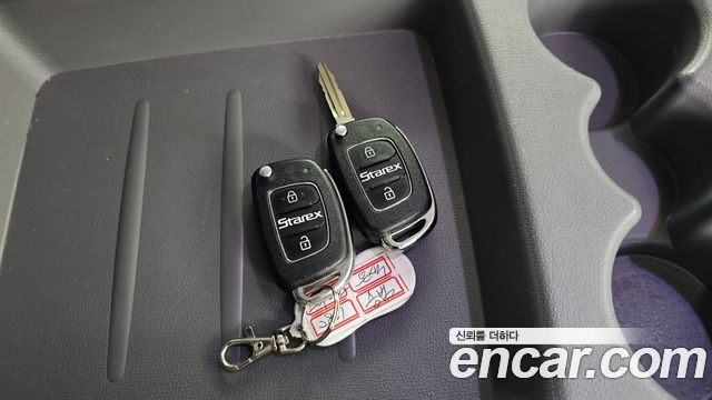 Hyundai Starex 2021 — photo 34
