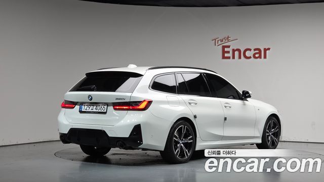 BMW 3-Series 2025 — photo 2