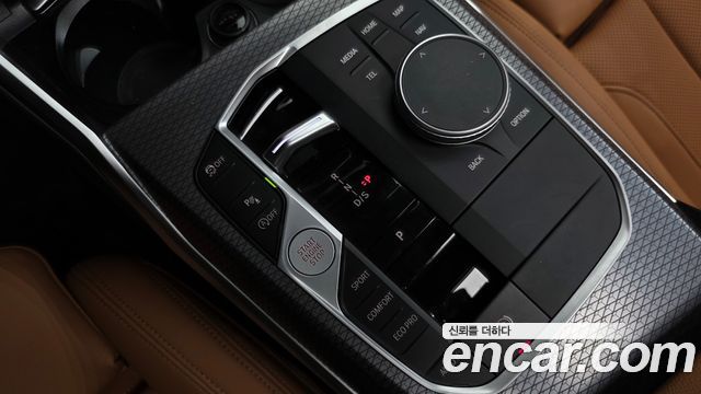 BMW 3-Series 2025 — photo 12