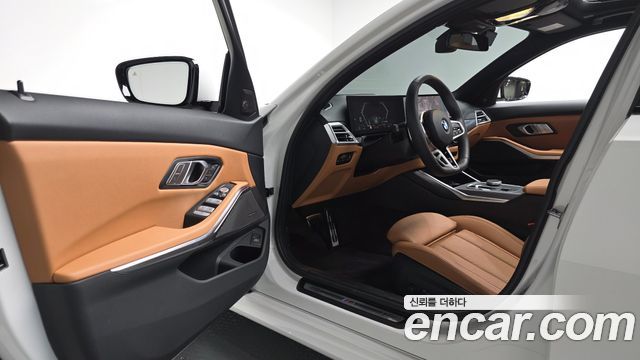 BMW 3-Series 2025 — photo 13