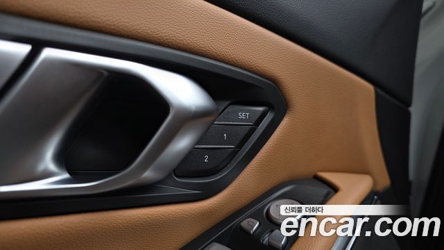 BMW 3-Series 2025 — photo 33