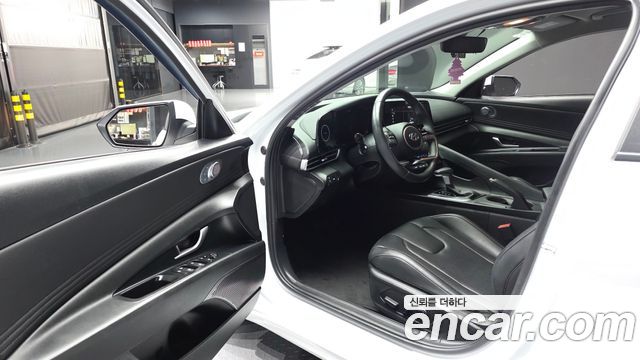 Hyundai AVANTE 2023 — photo 10