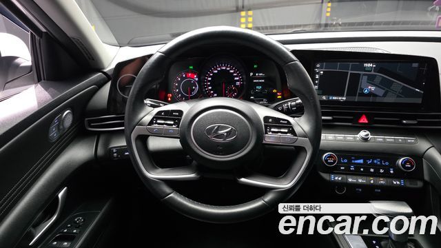 Hyundai AVANTE 2023 — photo 13